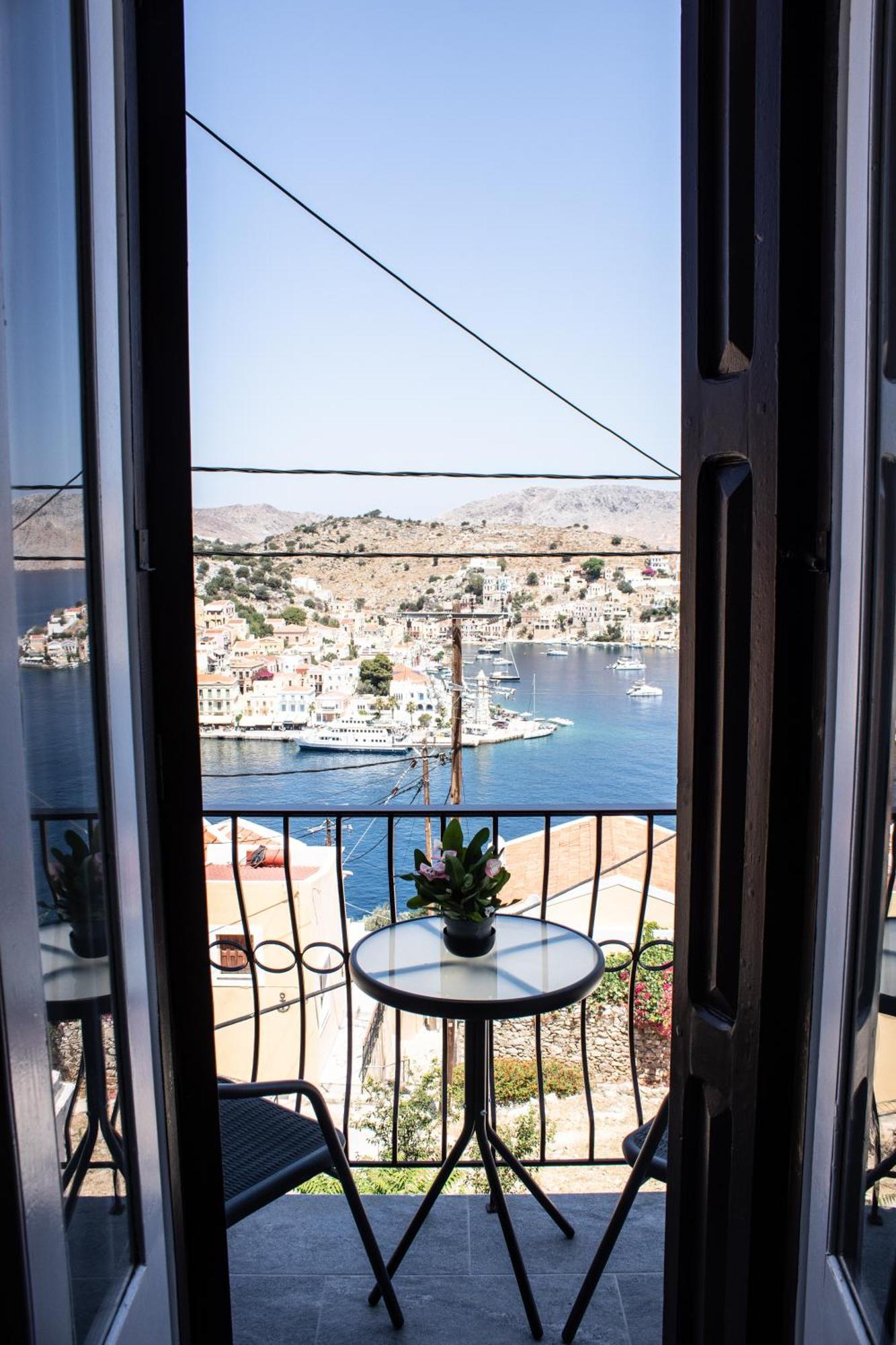 Duchess Harbour View Simi